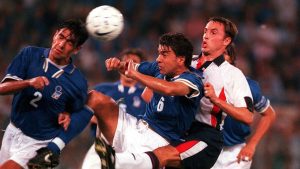 Englands landslagssjef Gareth Southgate i en kamp i 1997. Foto