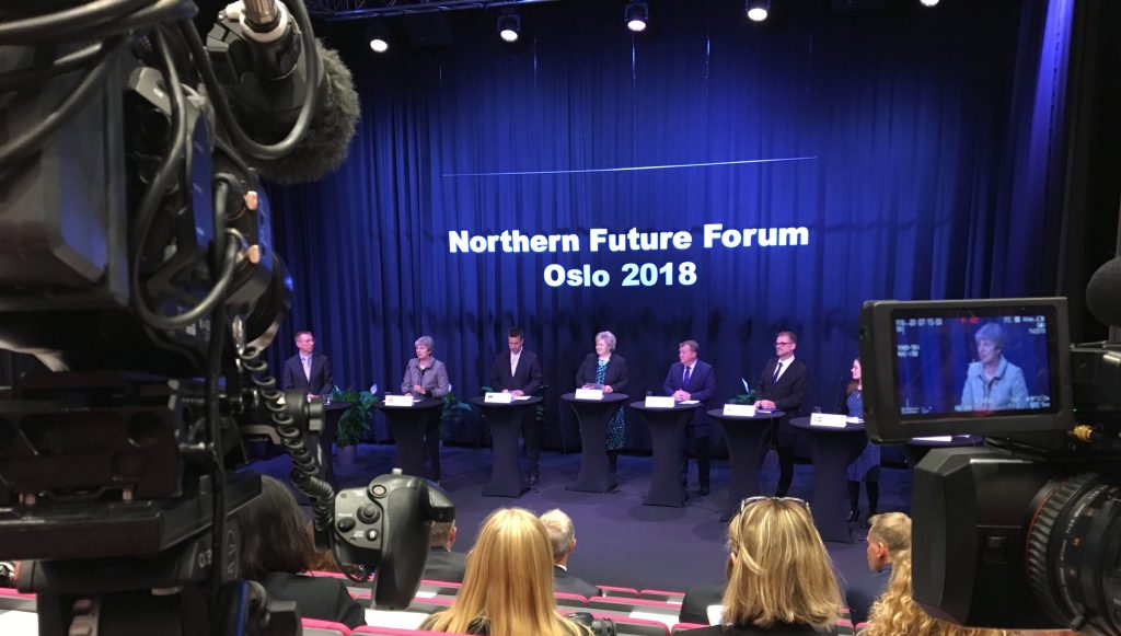 Theresa May på pressekonferanse i Norge. Foto