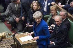 Theresa May i Underhuset. Foto